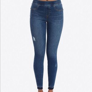 NWT SPANX Distressed Ankle Skinny Jean, XL